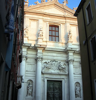 "i Gesuiti" church restoration
